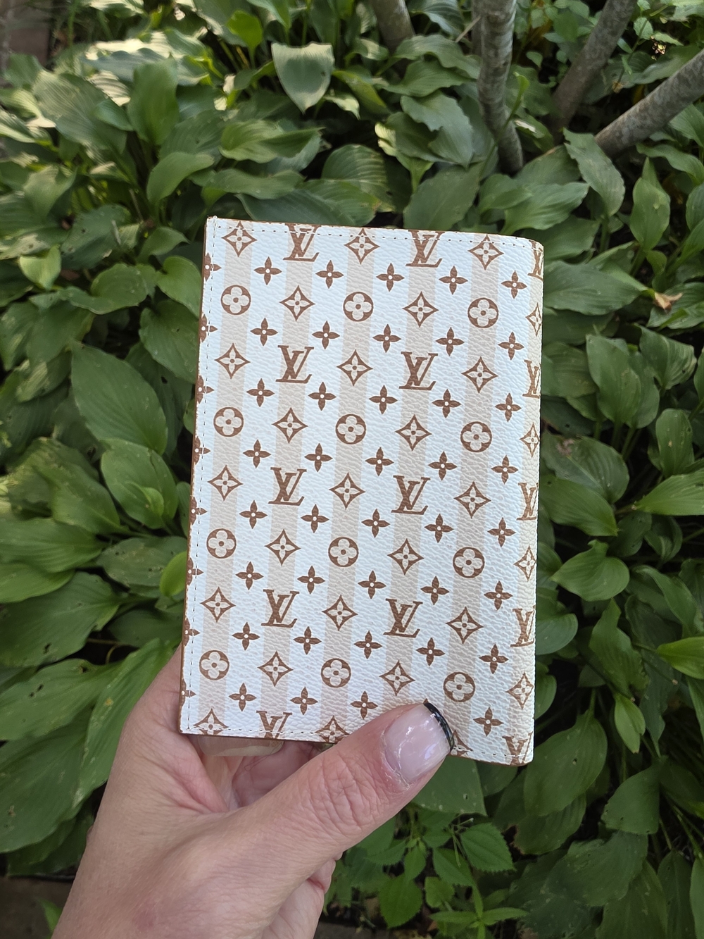 Louis Vuitton White & Brown Monogram Passport Holder